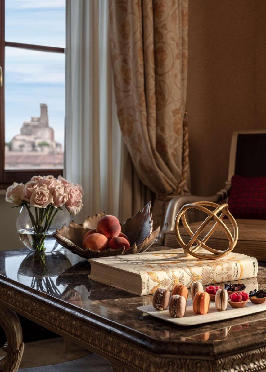 Anantara Palazzo Naiadi Rome Hotel - A Leading Hotel of the World