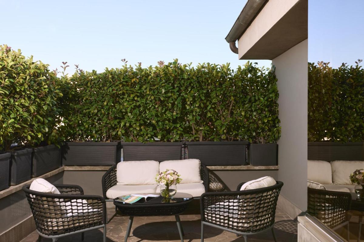 Anantara Palazzo Naiadi Rome Hotel - A Leading Hotel of the World