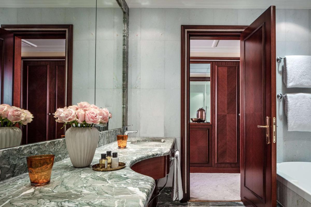 Anantara Palazzo Naiadi Rome Hotel - A Leading Hotel of the World