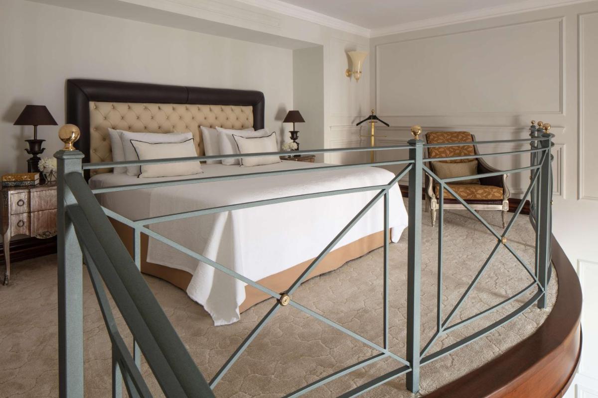 Anantara Palazzo Naiadi Rome Hotel - A Leading Hotel of the World