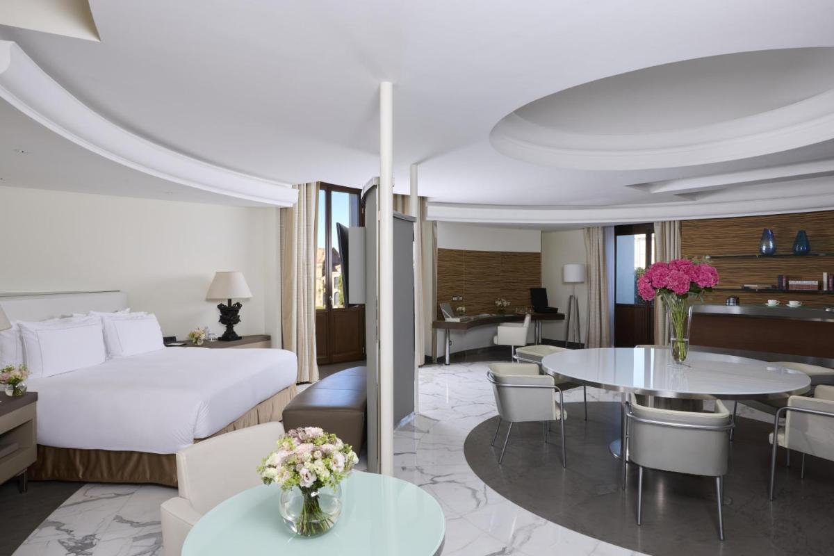 Anantara Palazzo Naiadi Rome Hotel - A Leading Hotel of the World