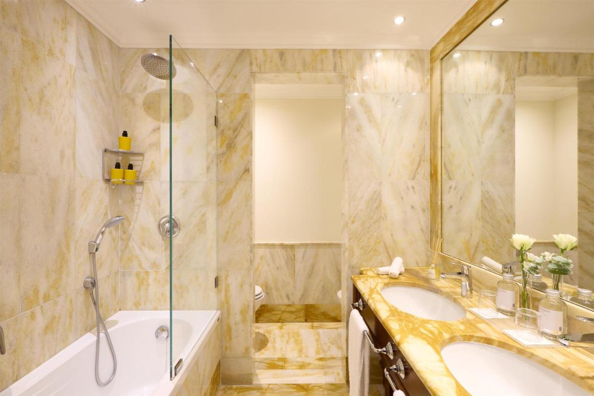 Anantara Palazzo Naiadi Rome Hotel - A Leading Hotel of the World