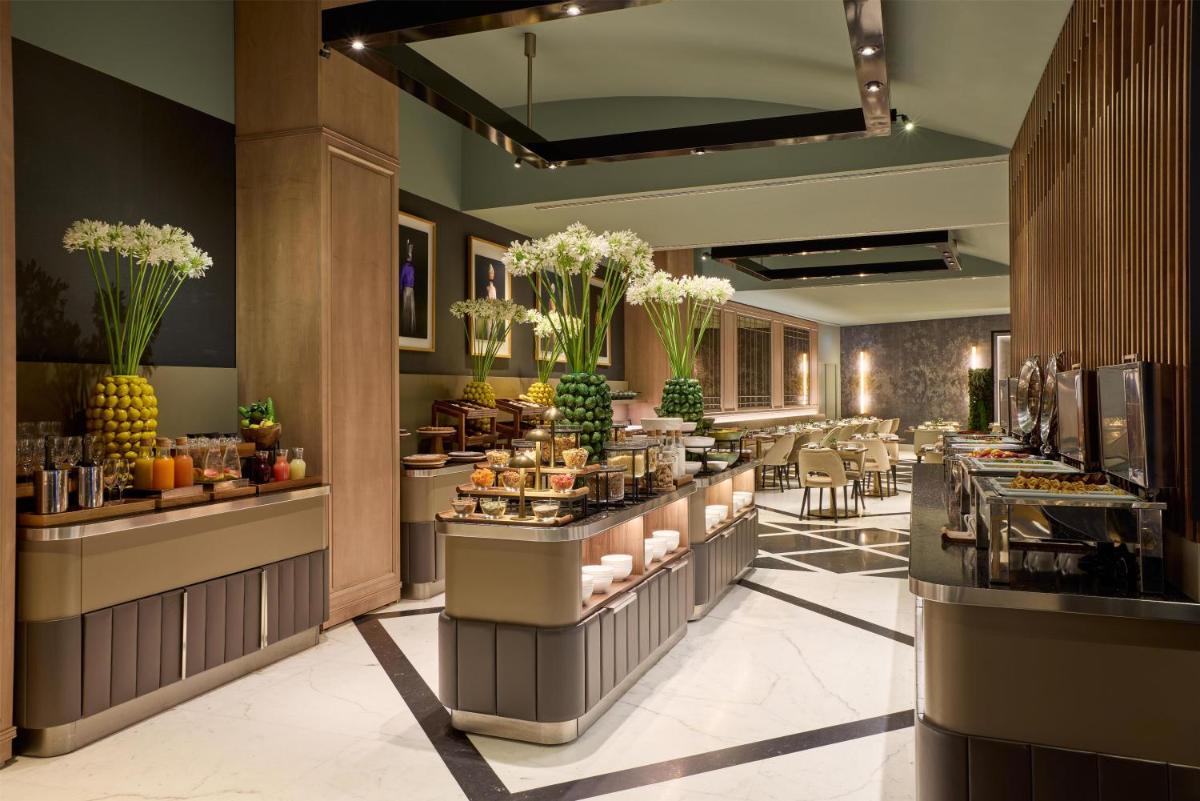 Anantara Palazzo Naiadi Rome Hotel - A Leading Hotel of the World