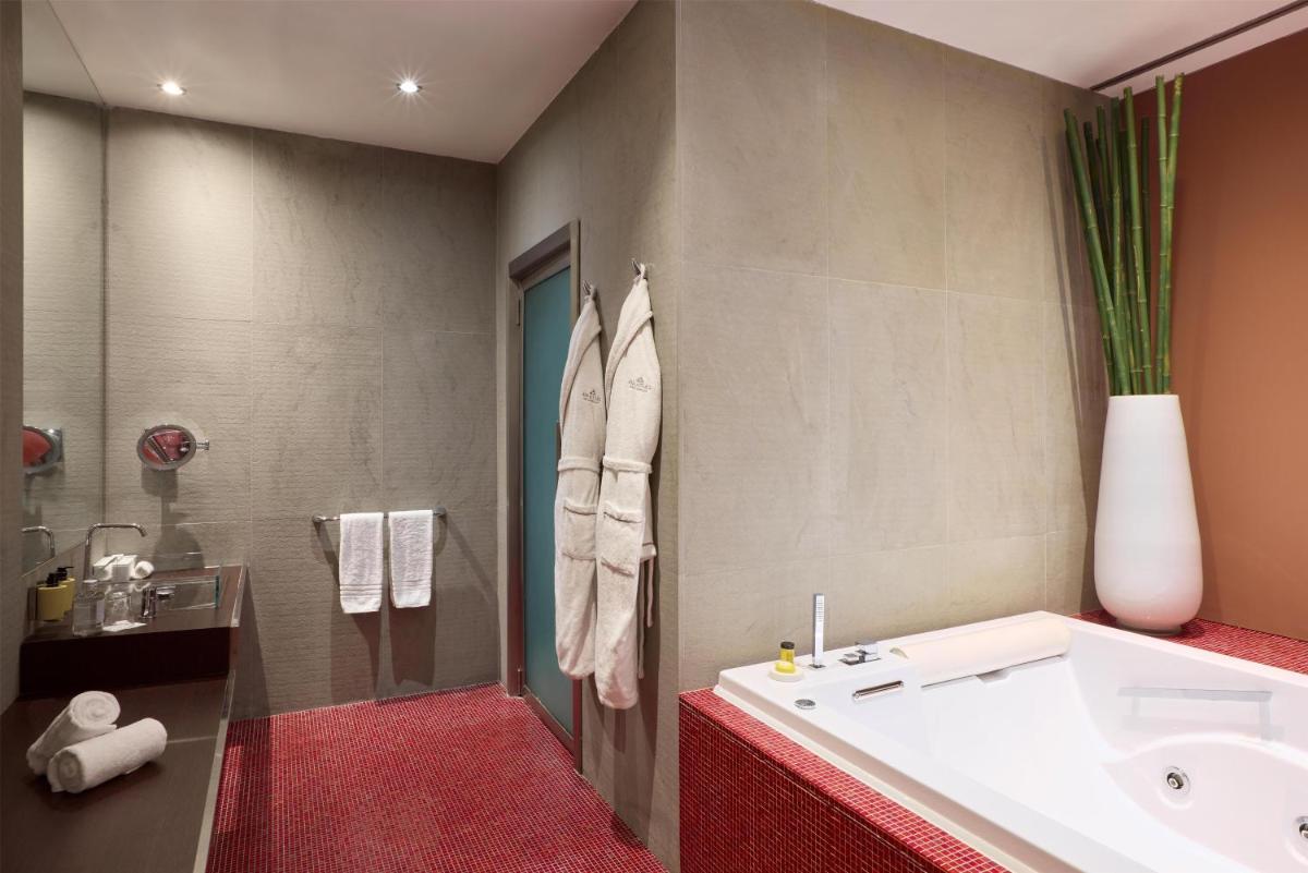 Anantara Palazzo Naiadi Rome Hotel - A Leading Hotel of the World