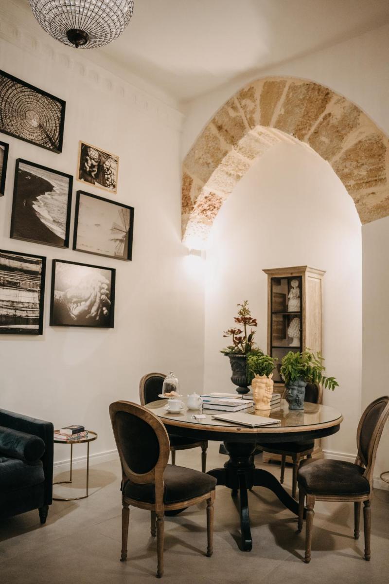 Palazzo Natoli Boutique Hotel