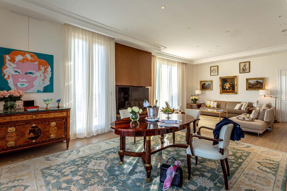 Palazzo Parigi Hotel & Grand Spa - LHW