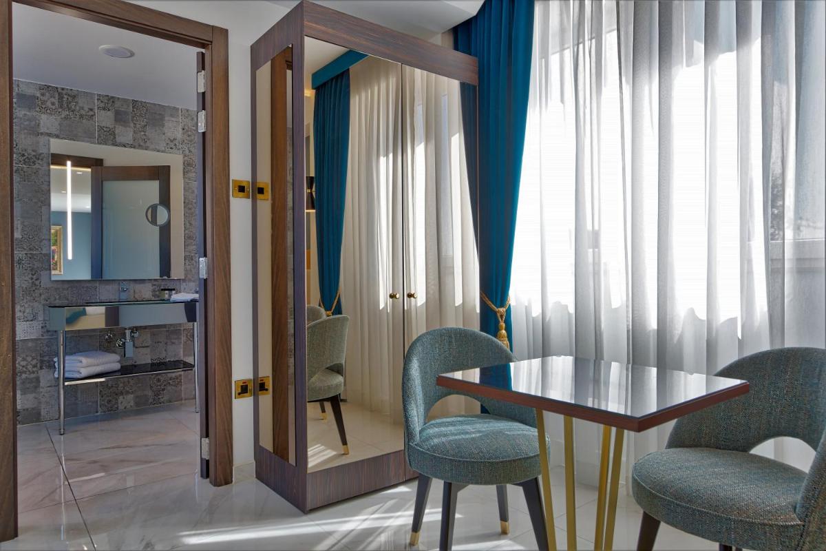 Palazzo Rosaria Boutique Hotel