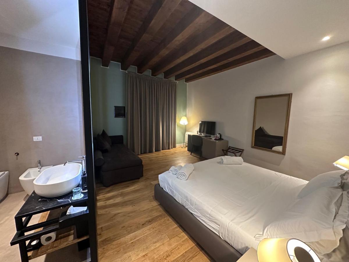 PALAZZO SANTAMARINA Luxury Suite & Spa