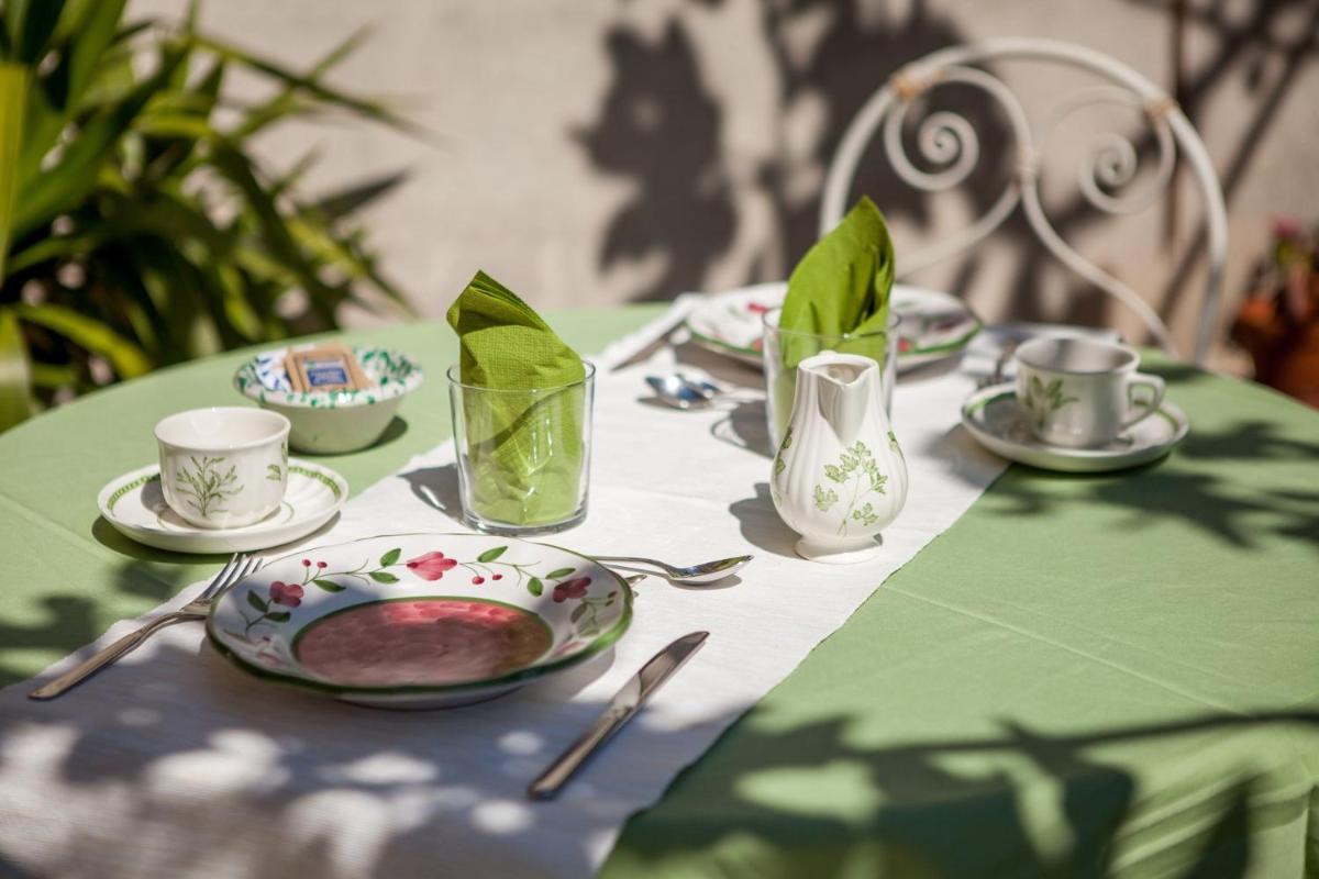 Palazzo Siena - Home & More