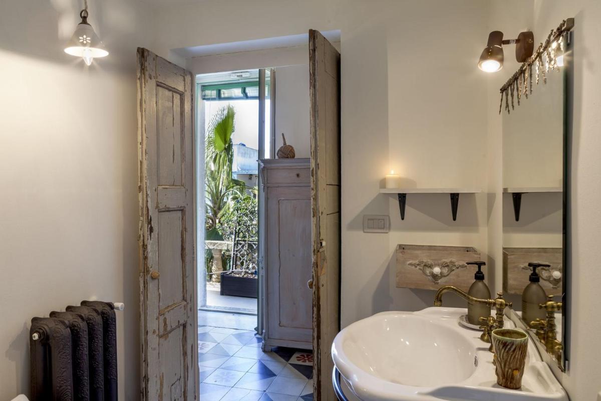 Palazzo Siena - Home & More