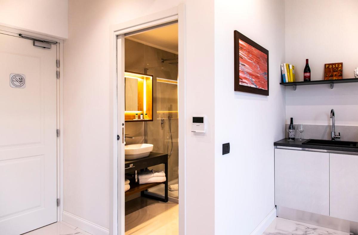 Palazzo Sovrana Serviced Luxury Apartments