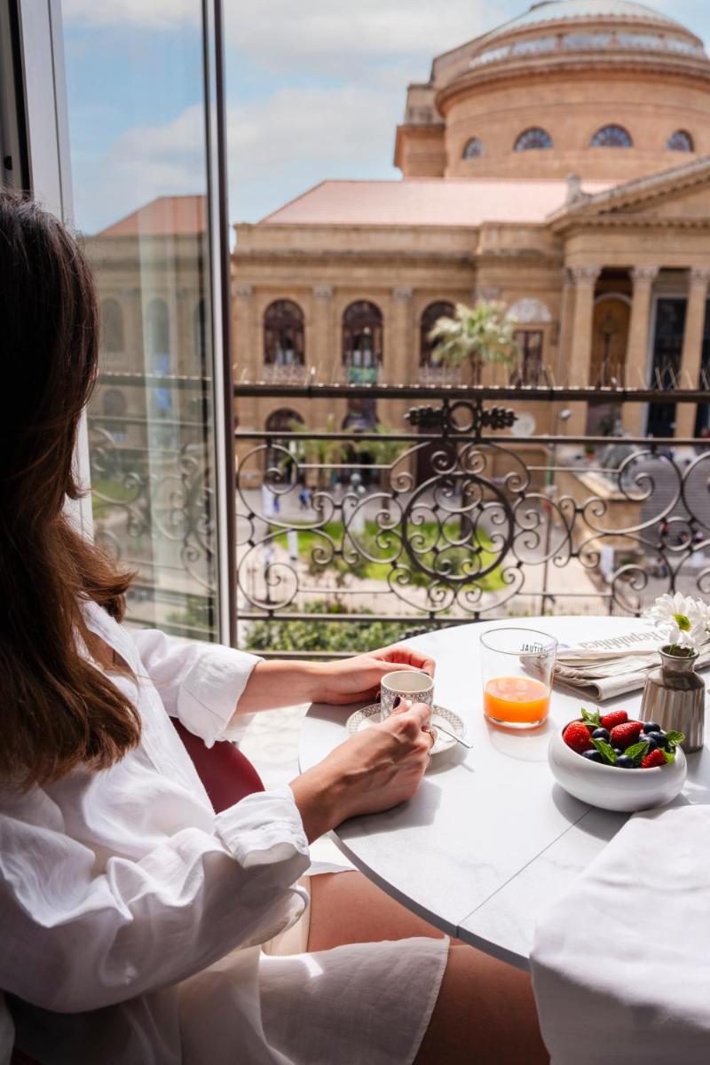 Palazzo Sovrana Serviced Luxury Apartments