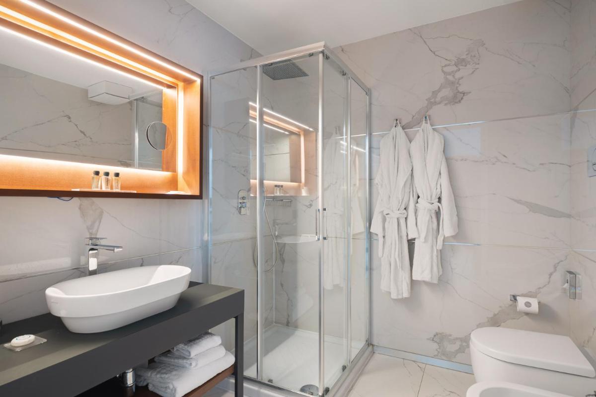 Palazzo Sovrana Serviced Luxury Apartments