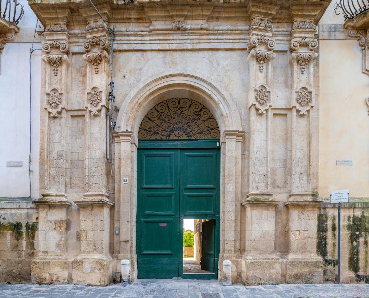 PALAZZO TRIGONA DEPENDANCE