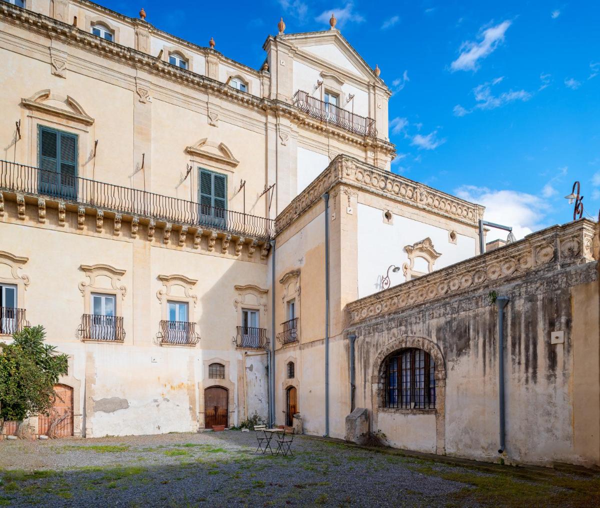 PALAZZO TRIGONA DEPENDANCE