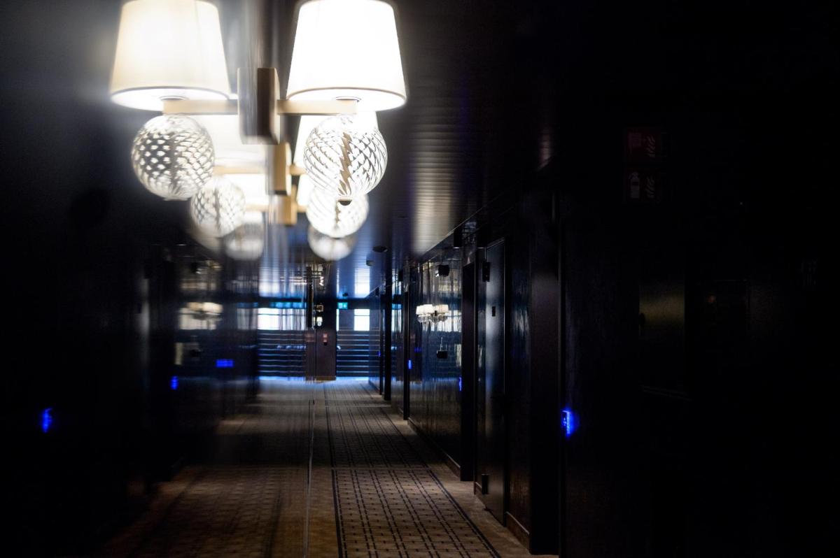 Palazzo Veneziano - Venice Collection