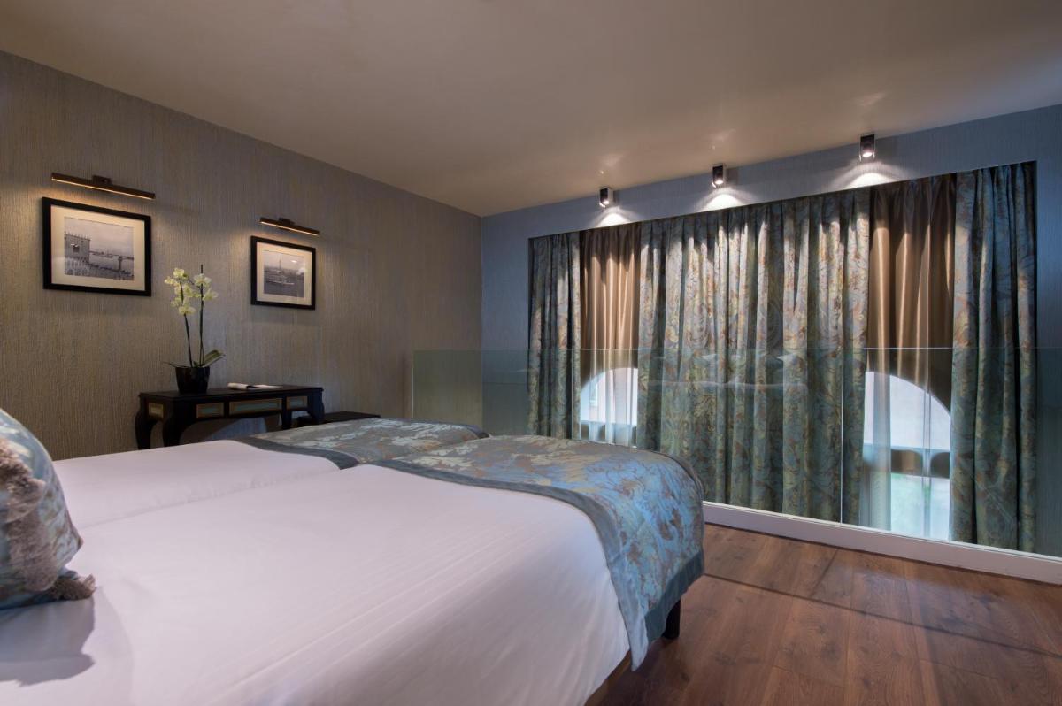 Palazzo Veneziano - Venice Collection