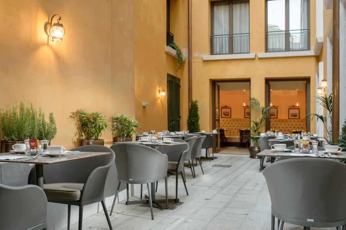 Palazzo Veneziano - Venice Collection