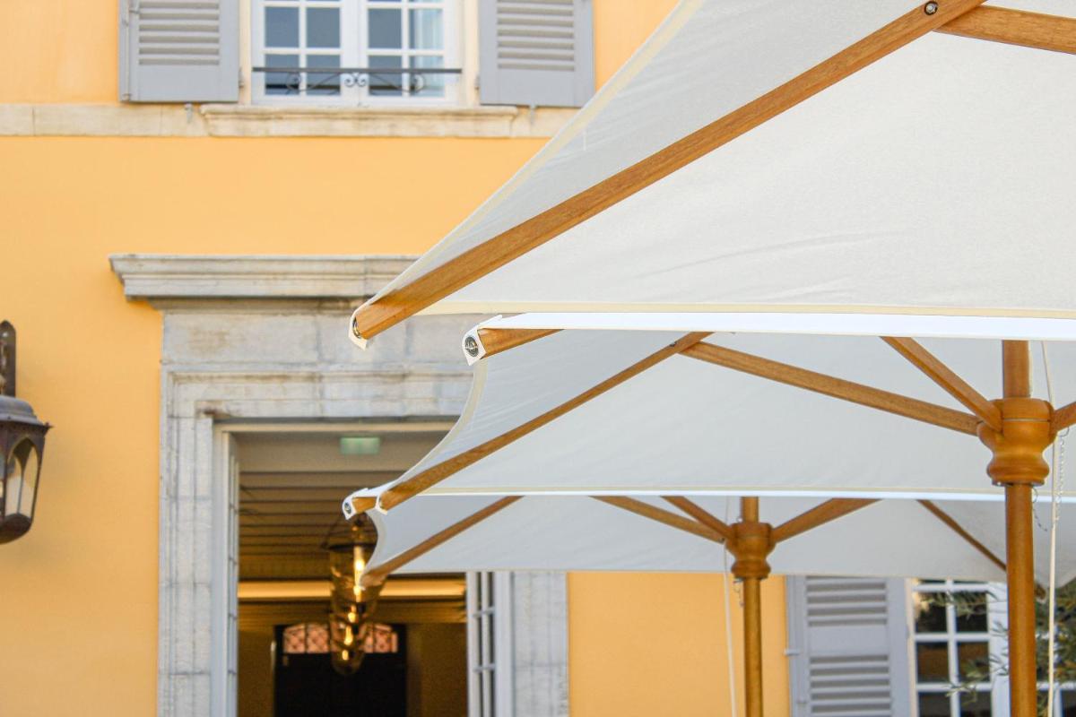 Airelles Pan Dei Palais