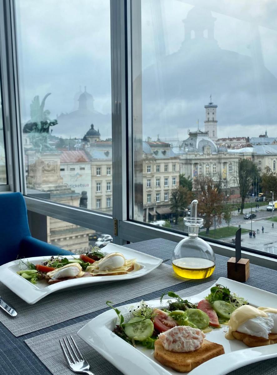 PANORAMA Lviv Hotel