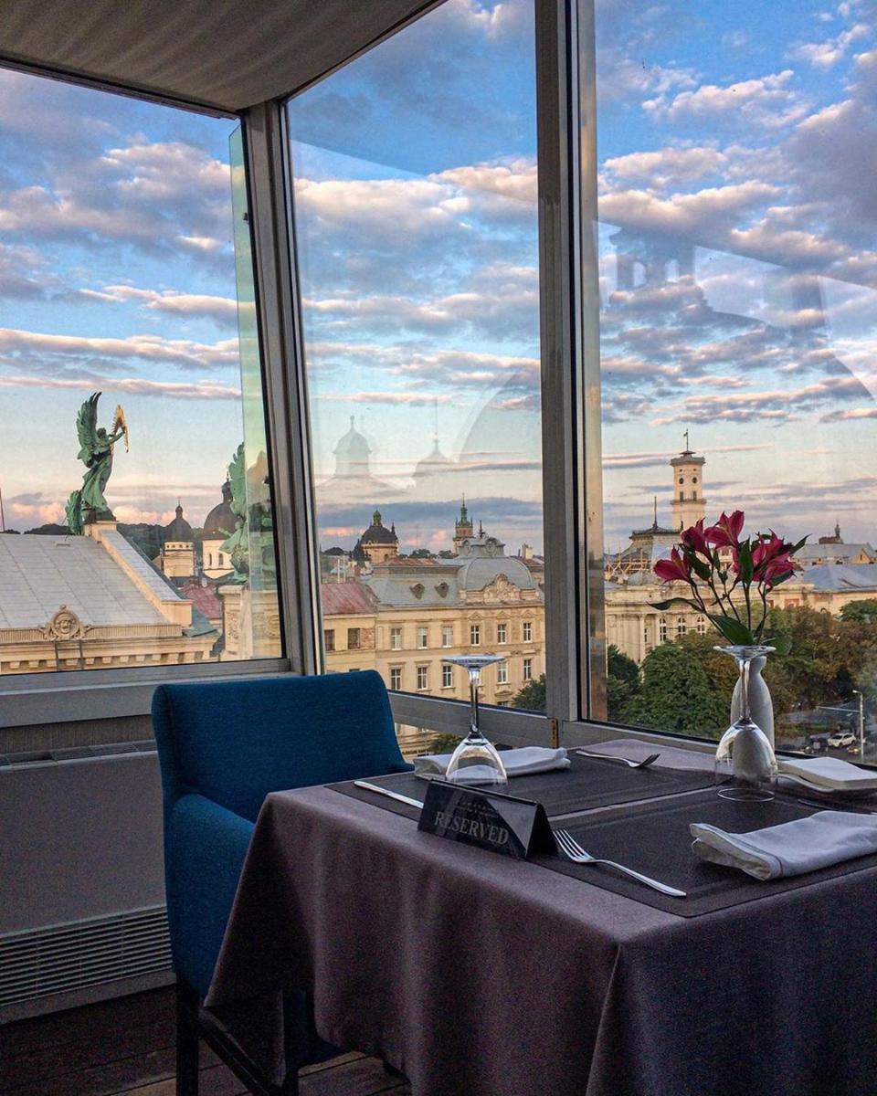 PANORAMA Lviv Hotel