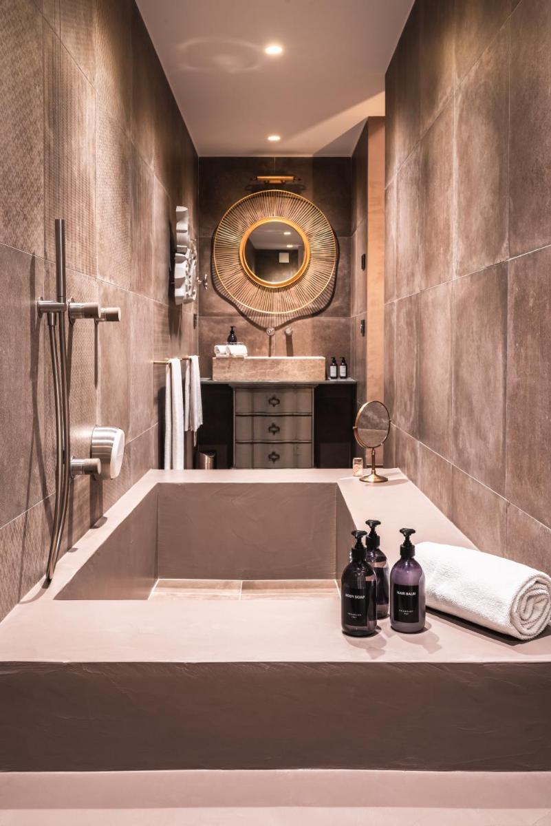 Paragon 700 Boutique Hotel & SPA