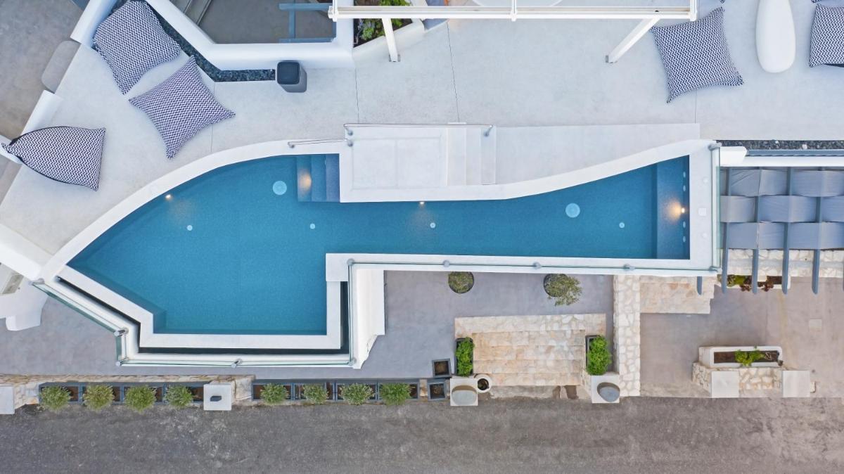 Parian Boutique Hotel