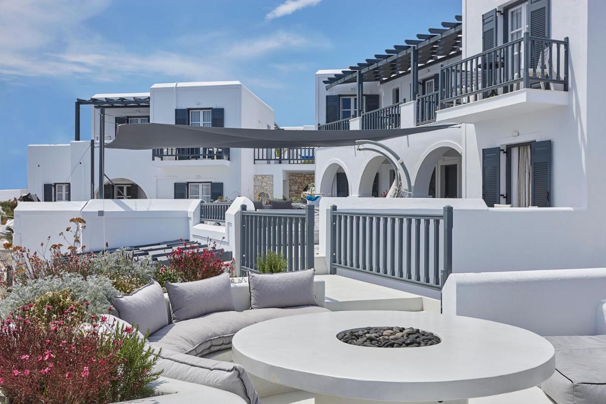 Parian Boutique Hotel