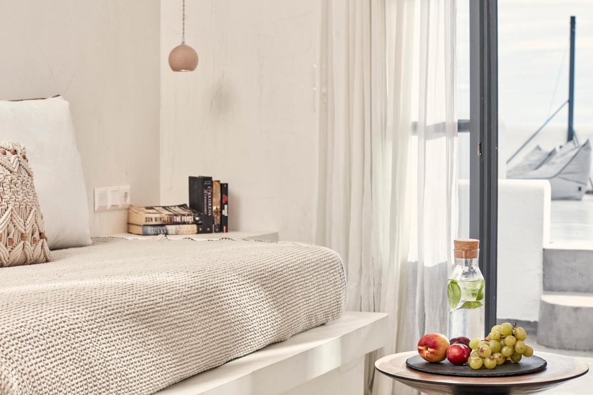 Parian Boutique Hotel