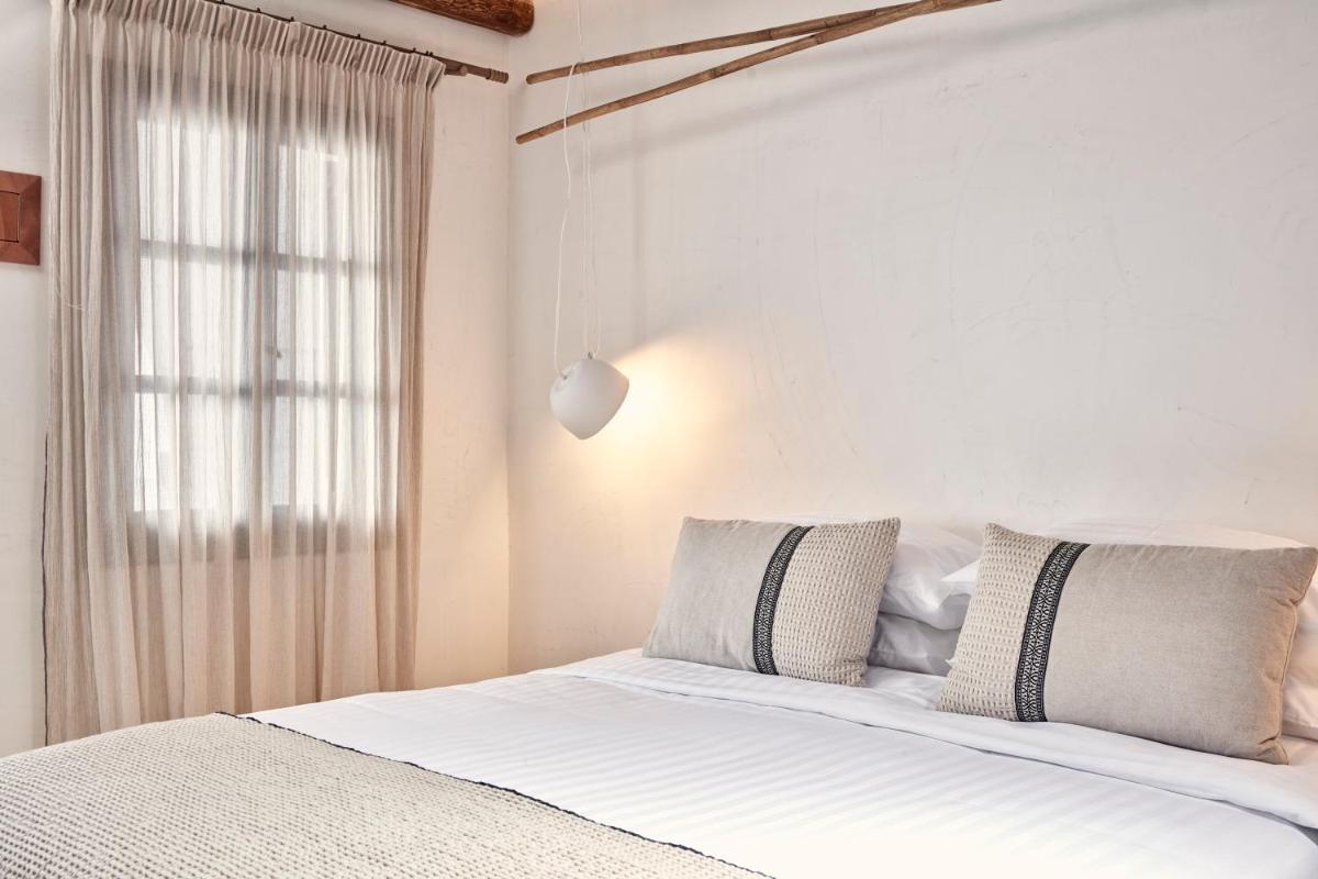 Parian Boutique Hotel