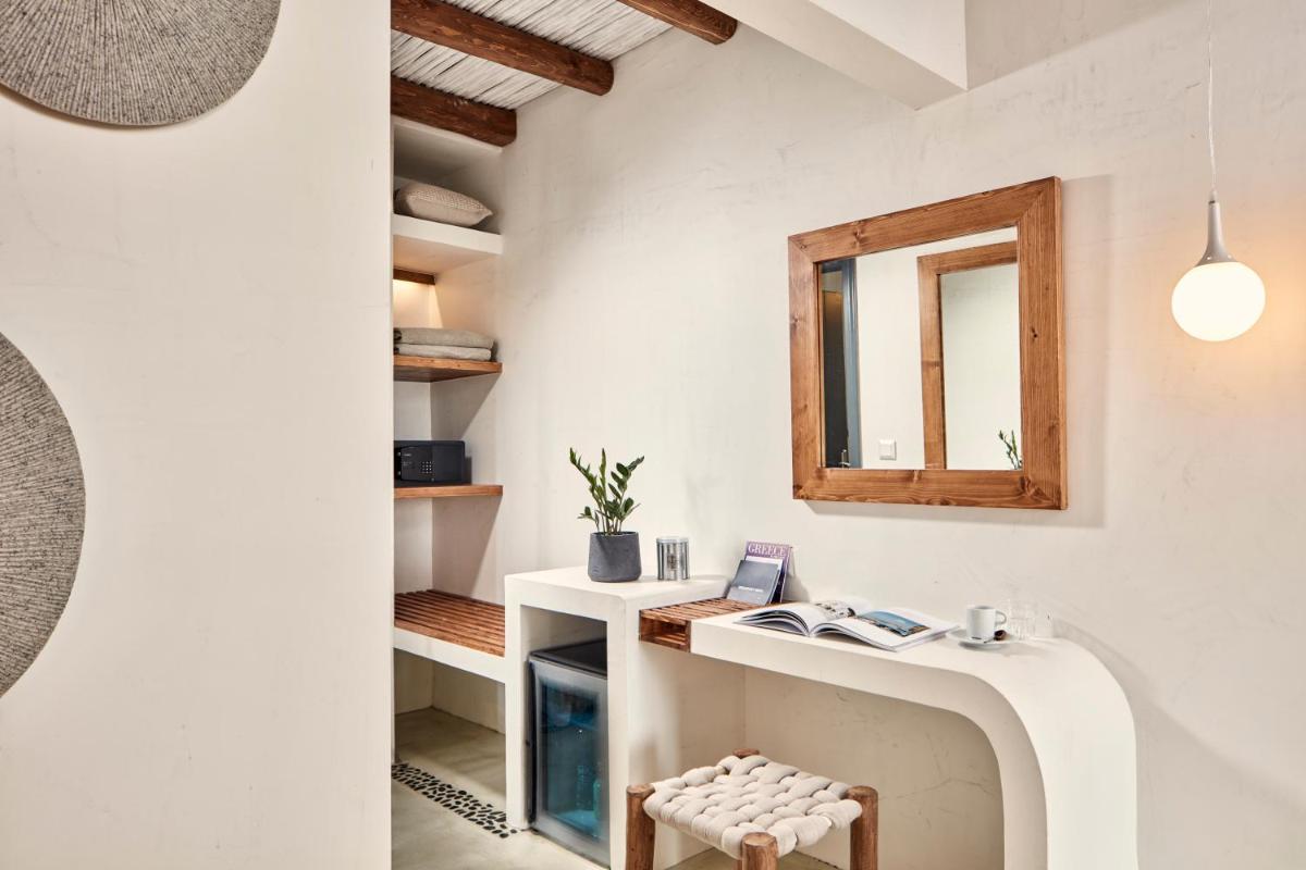 Parian Boutique Hotel