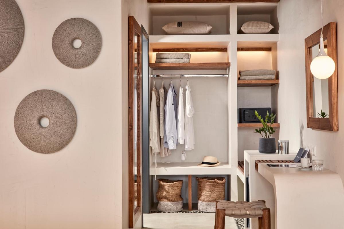 Parian Boutique Hotel