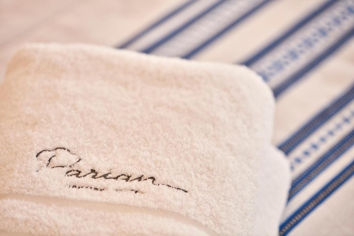 Parian Boutique Hotel