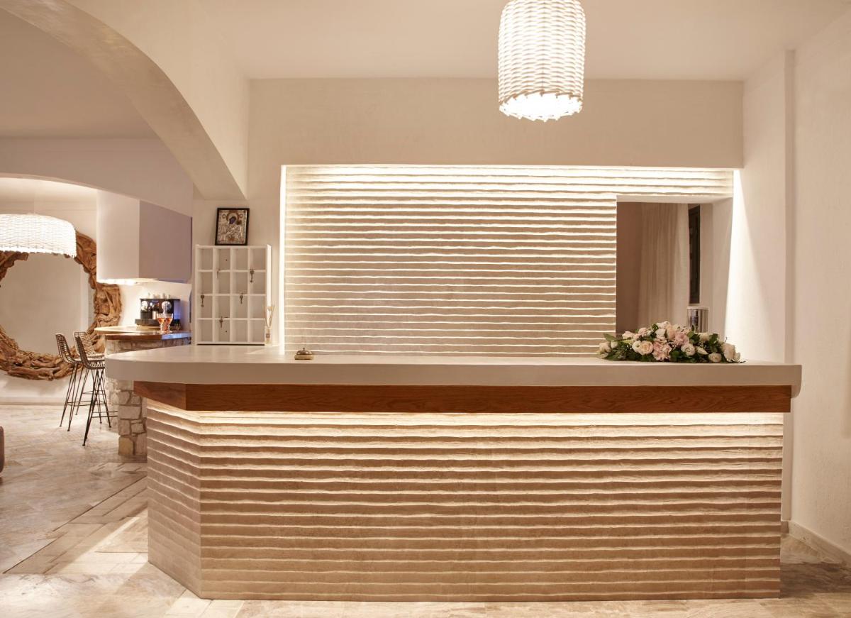 Parian Boutique Hotel