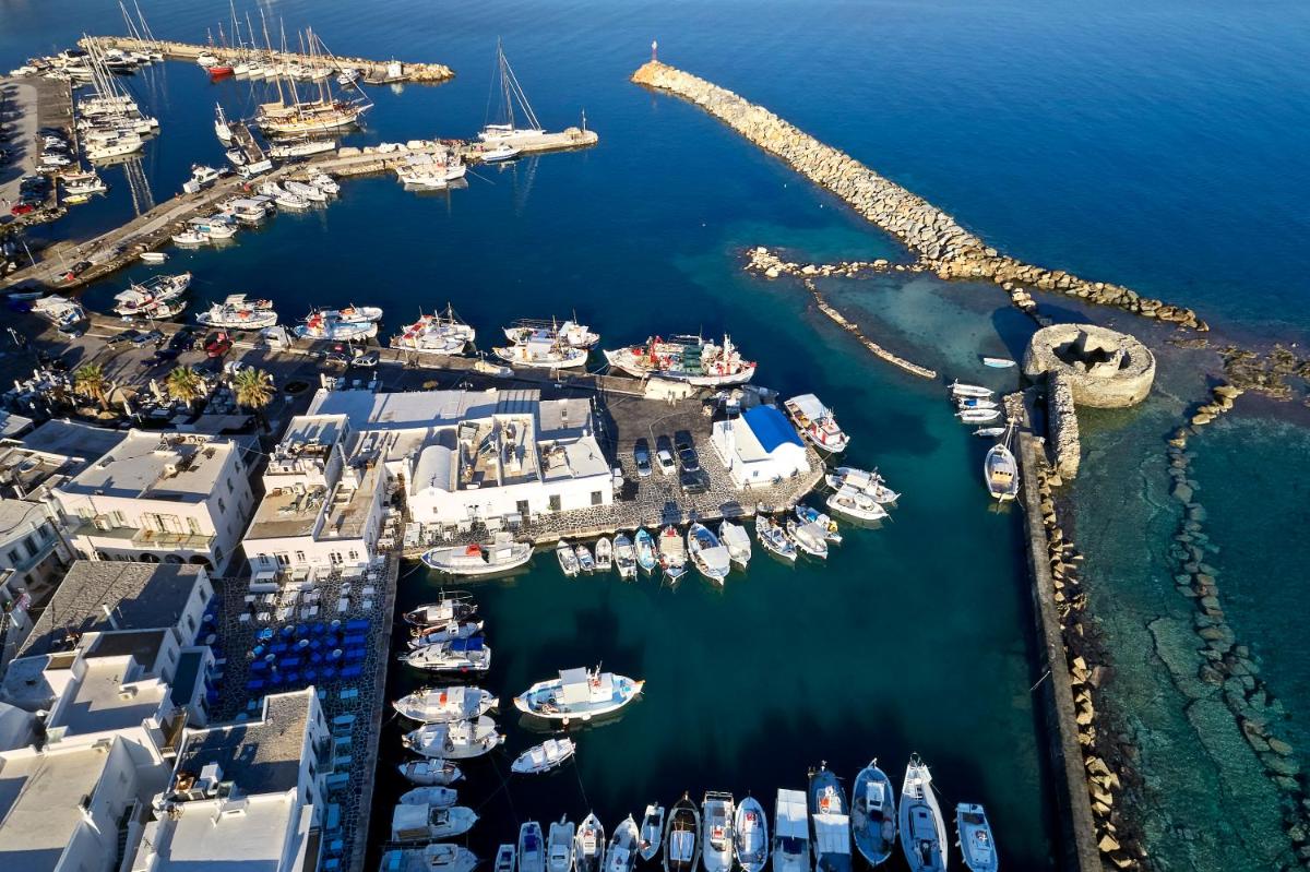 Parian Boutique Hotel