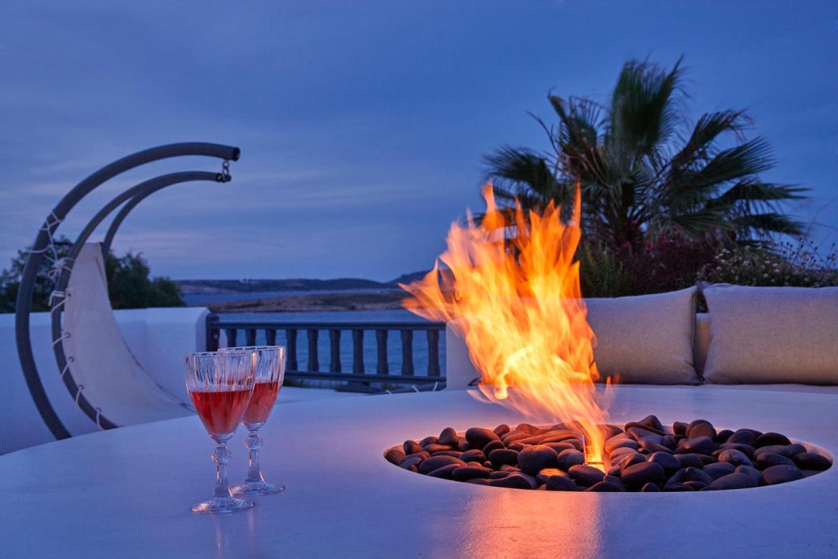 Parian Boutique Hotel