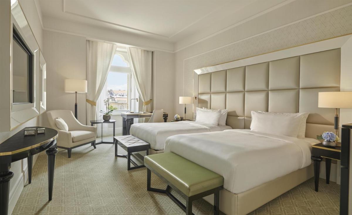 Párisi Udvar Hotel Budapest, part of Hyatt