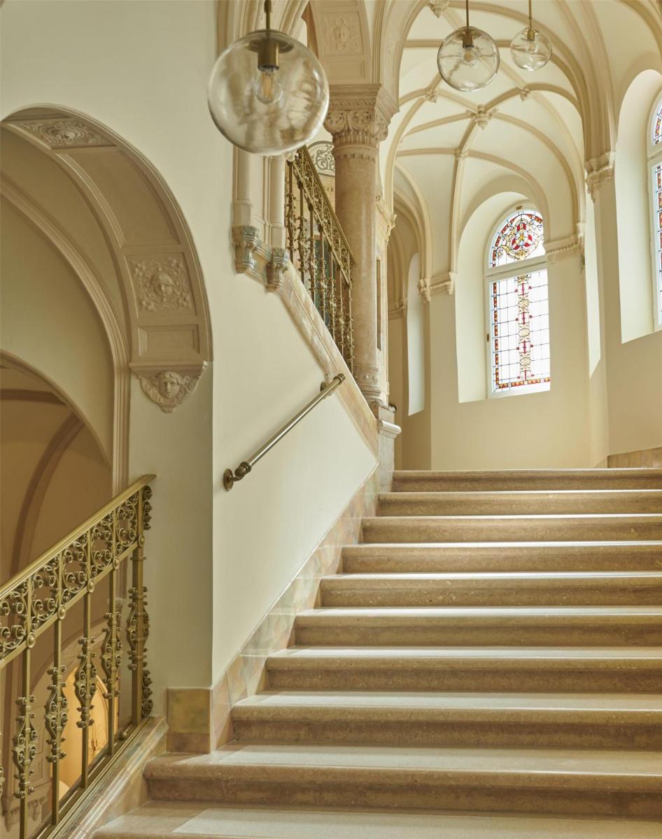 Párisi Udvar Hotel Budapest, part of Hyatt