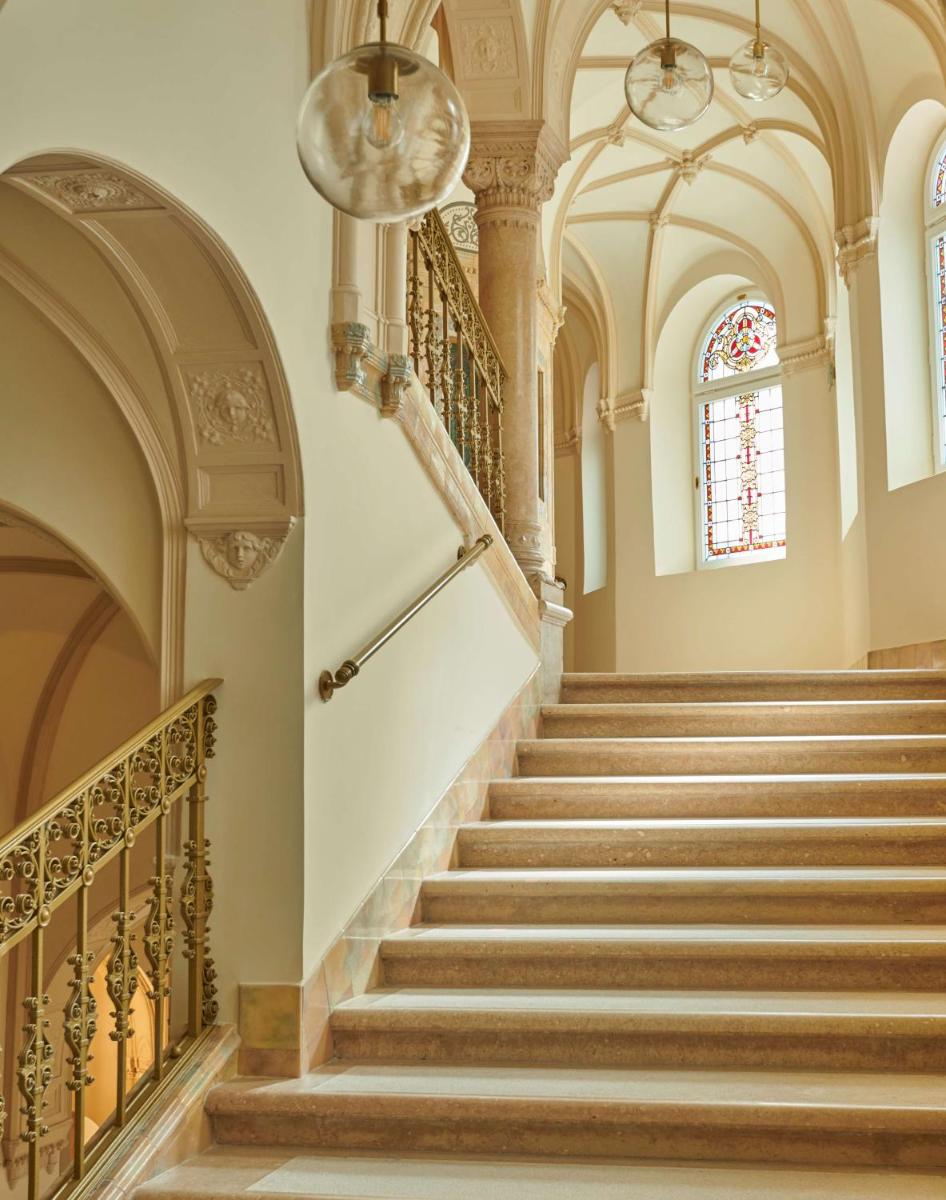 Párisi Udvar Hotel Budapest, part of Hyatt