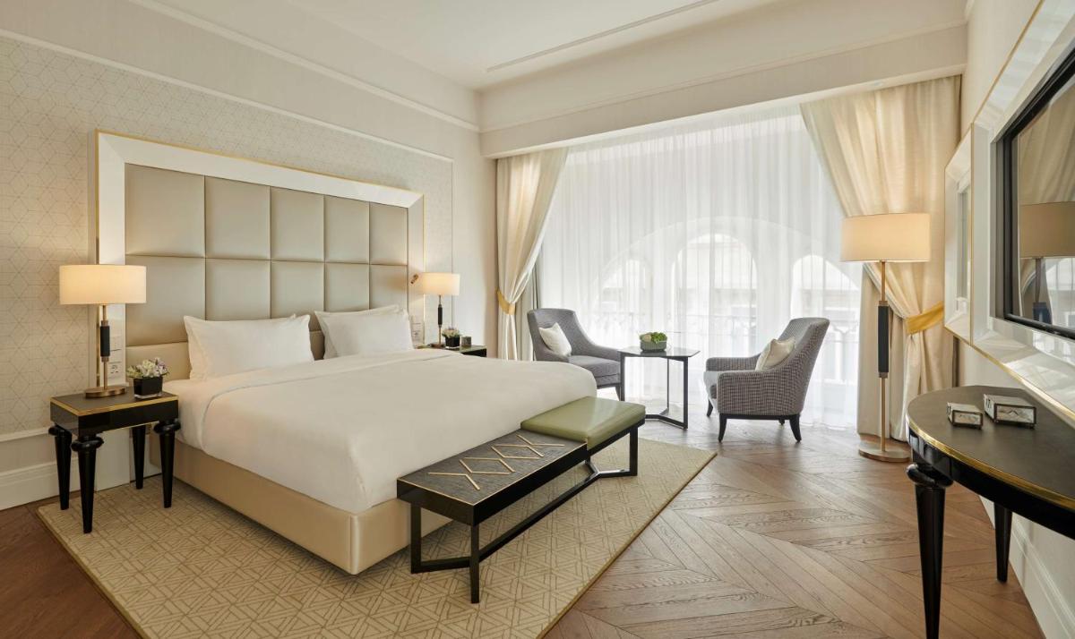 Párisi Udvar Hotel Budapest, part of Hyatt