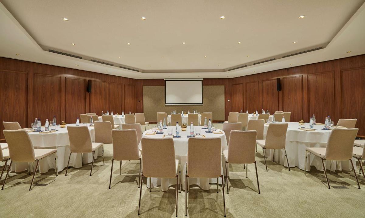 Párisi Udvar Hotel Budapest, part of Hyatt