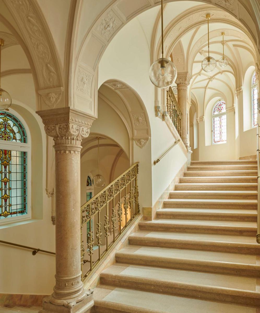 Párisi Udvar Hotel Budapest, part of Hyatt