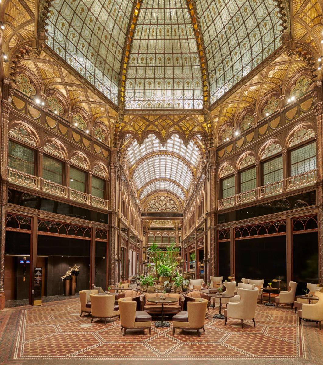 Párisi Udvar Hotel Budapest, part of Hyatt