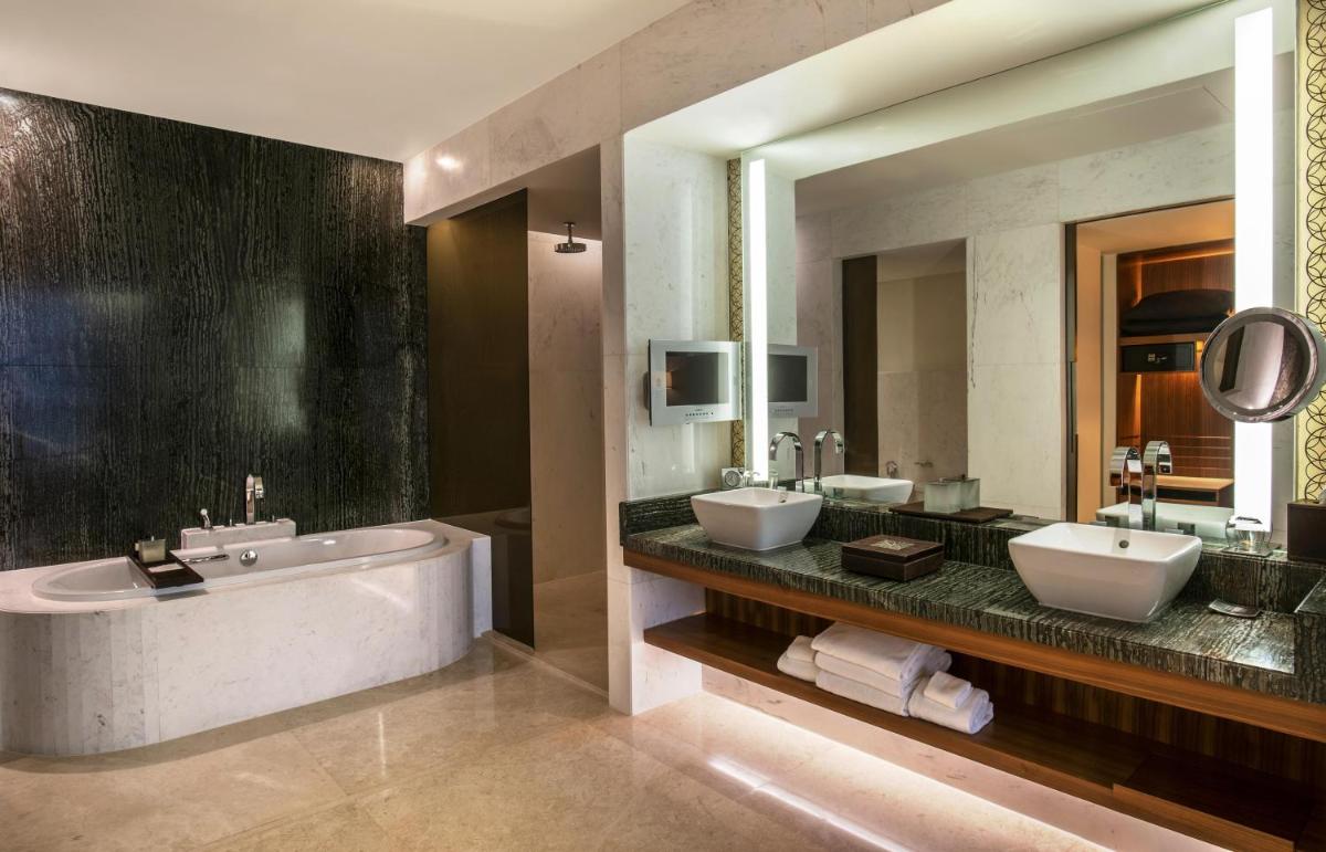 Park Hyatt Abu Dhabi Hotel and Villas