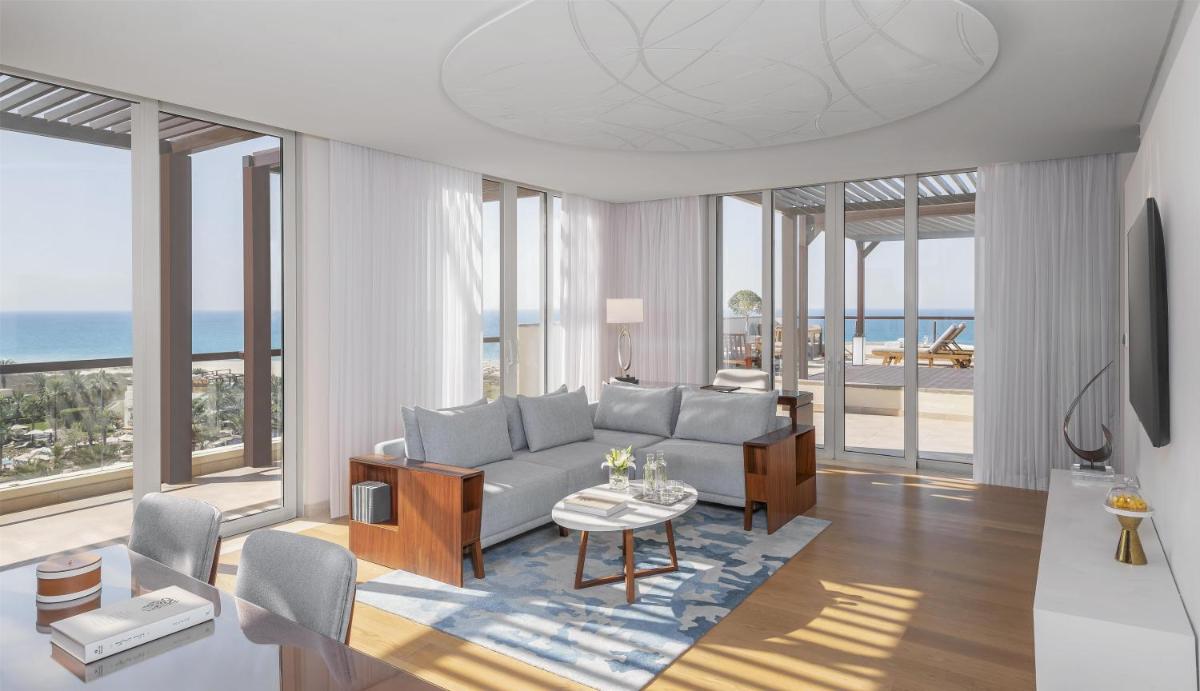 Park Hyatt Abu Dhabi Hotel and Villas