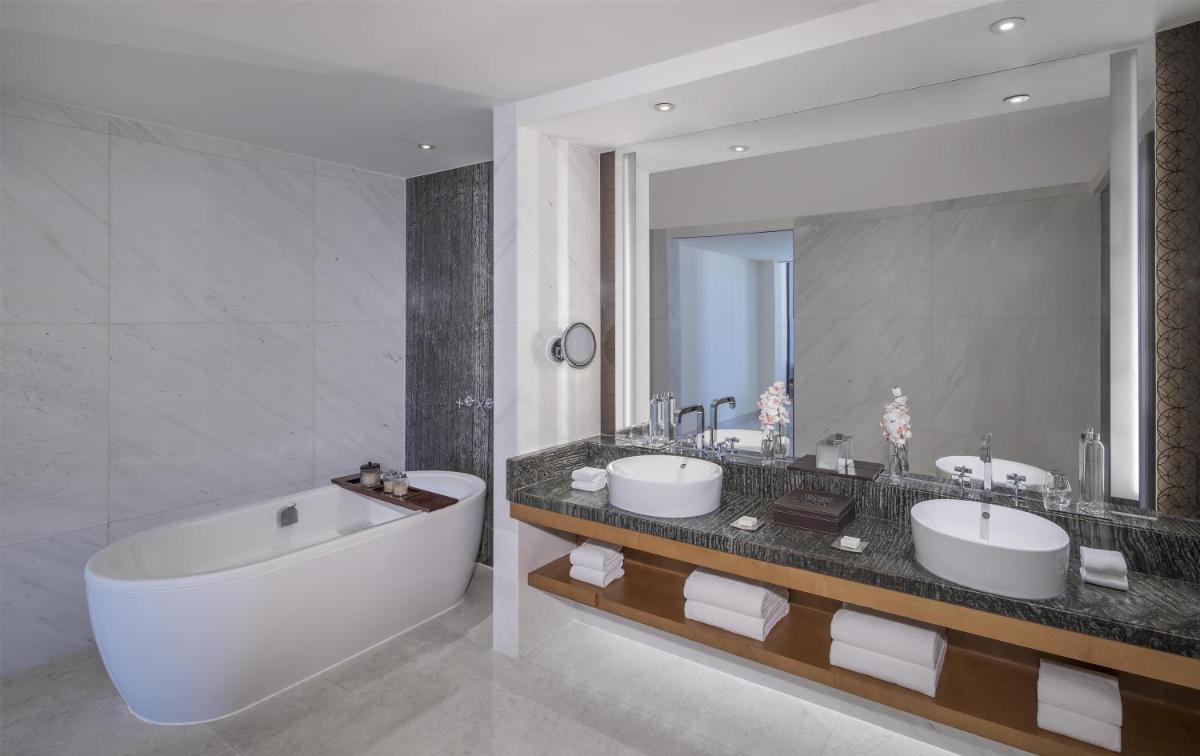 Park Hyatt Abu Dhabi Hotel and Villas