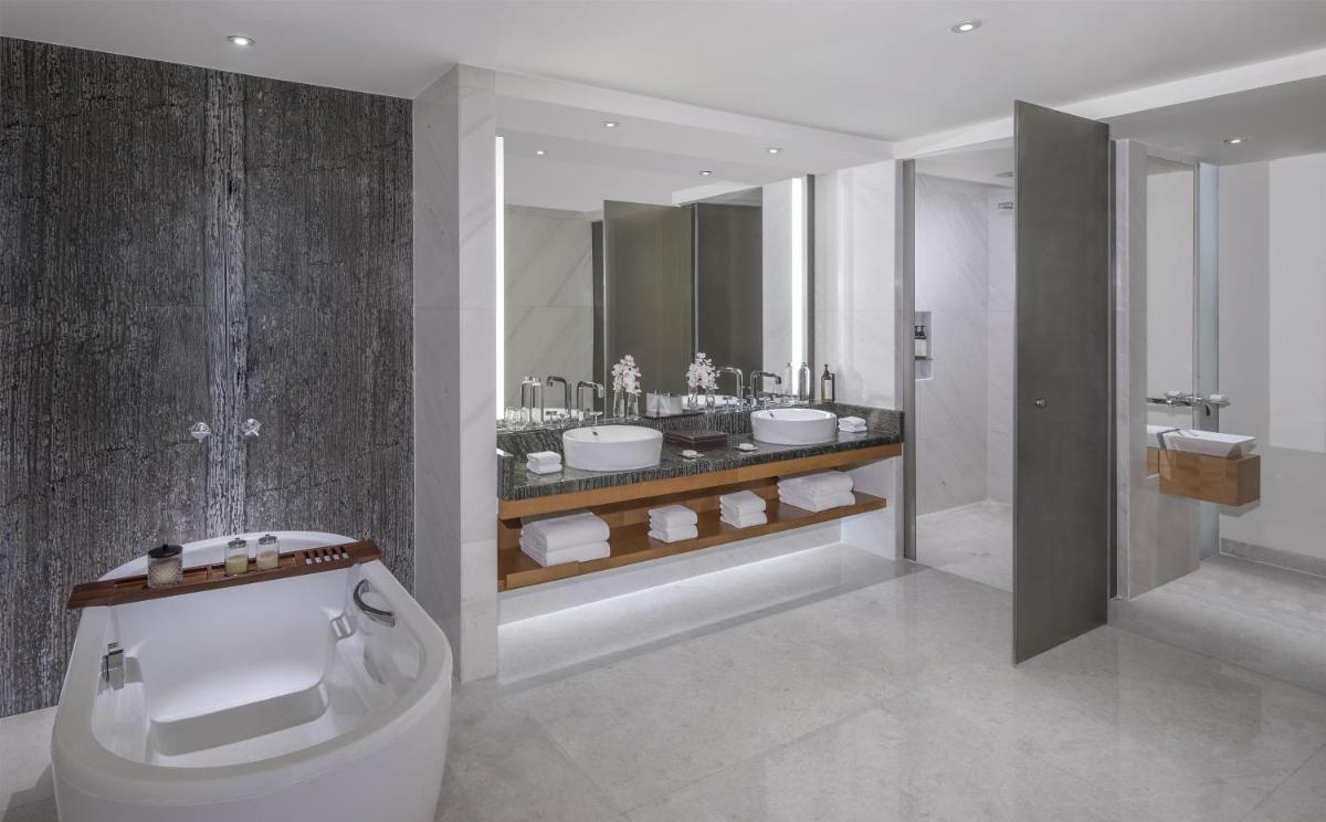 Park Hyatt Abu Dhabi Hotel and Villas
