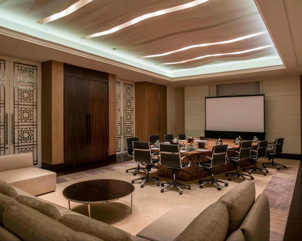 Park Hyatt Abu Dhabi Hotel and Villas