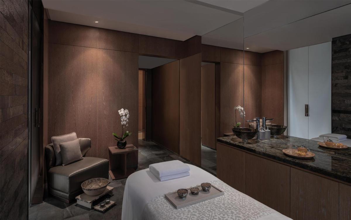 Park Hyatt Abu Dhabi Hotel and Villas