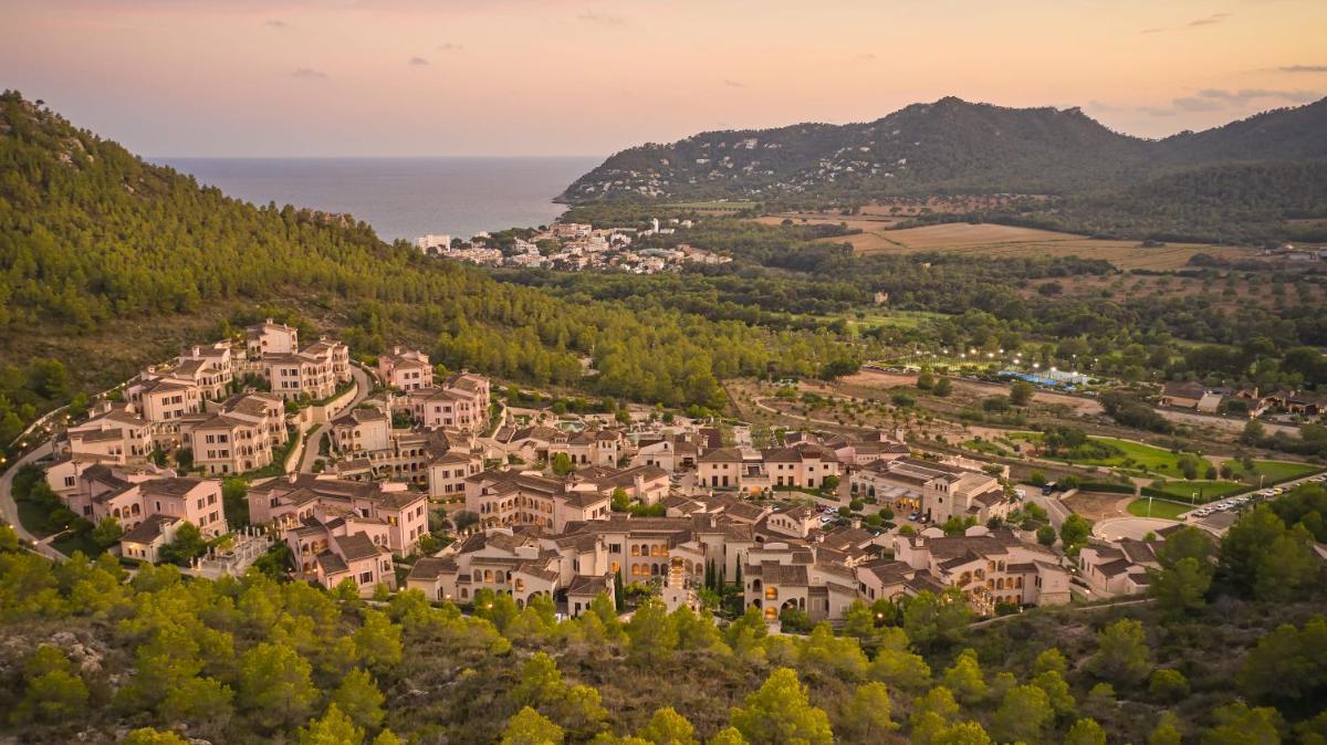 CAP VERMELL GRAND HOTEL